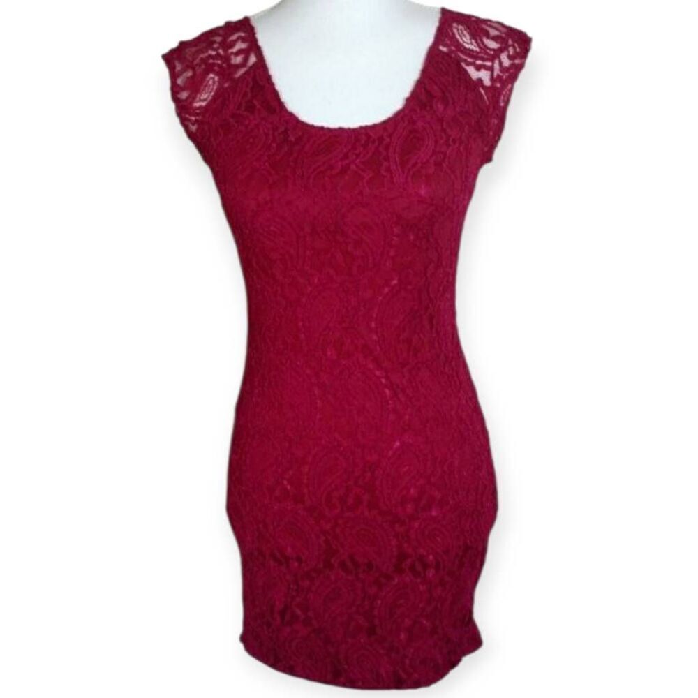 WET SEAL BURGUNDY LACE BODYCON DRESS SZ.S EUC.